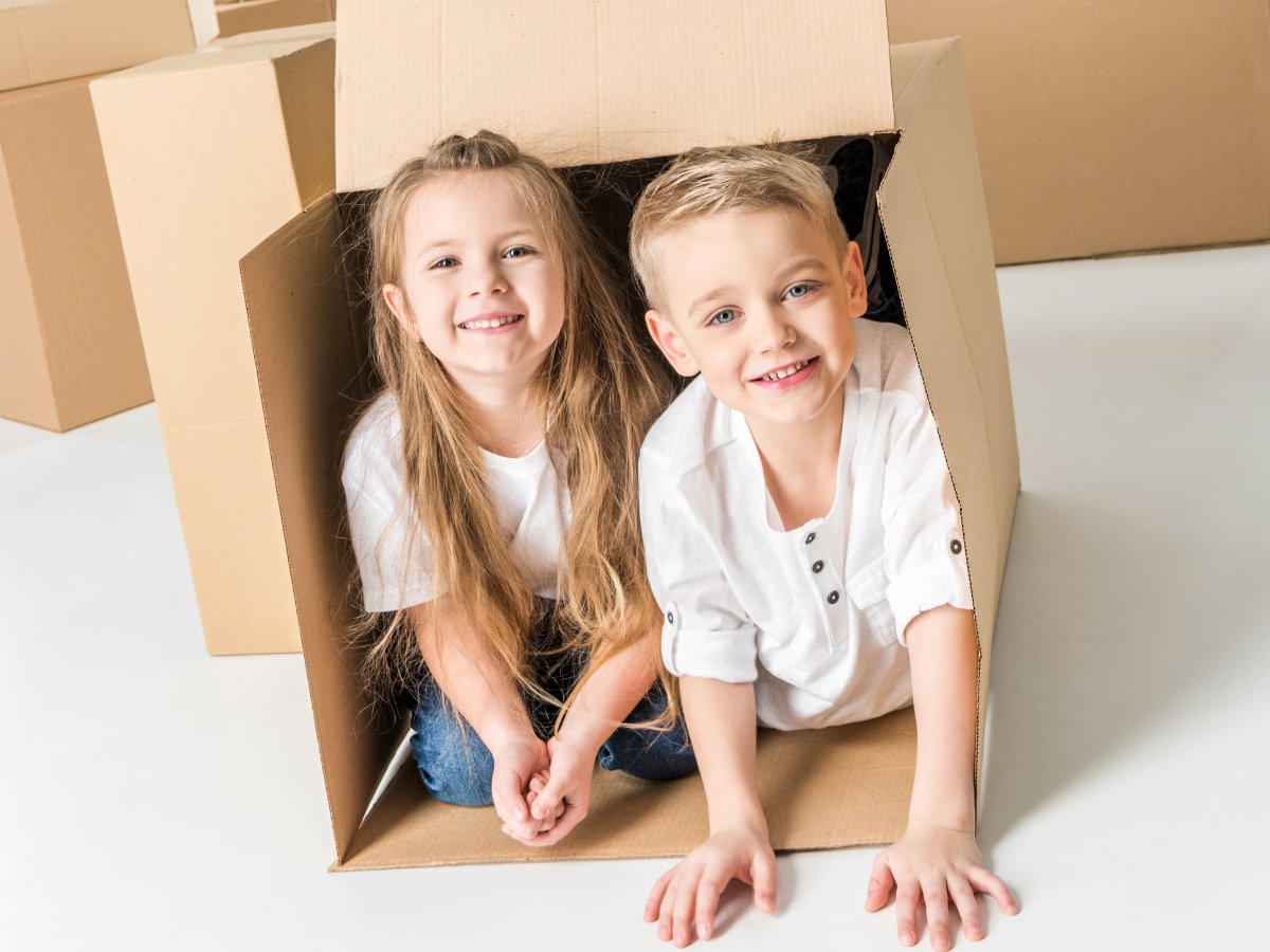 How to send a package — kids in a box